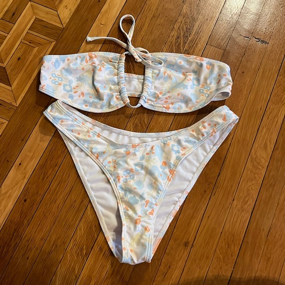 Shein Floral Pattern Tie Front Bandeau Bikini Swimsuit - Picture 2 of 5